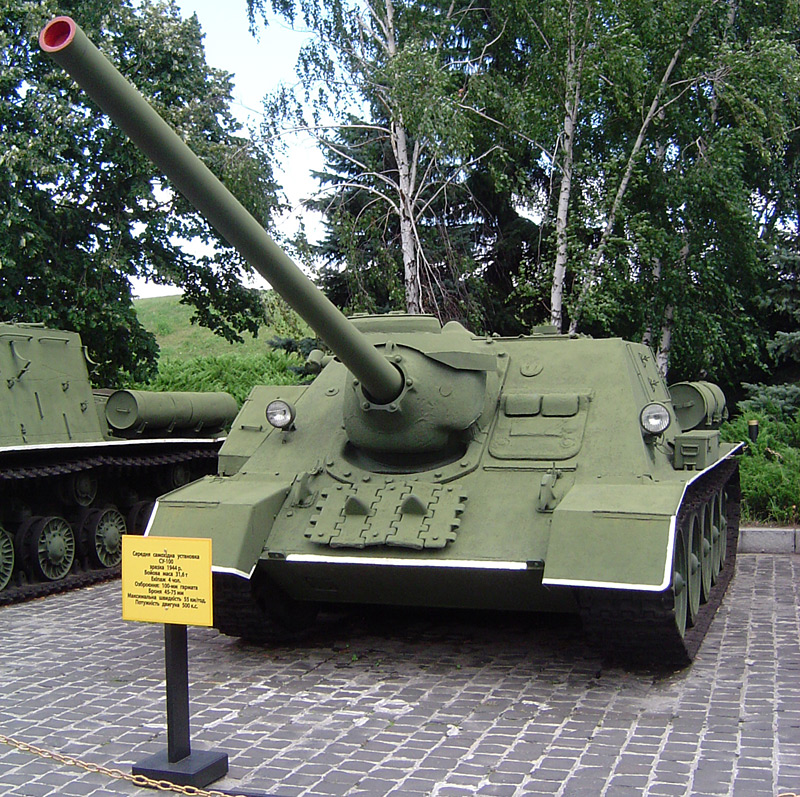 SU-100 3