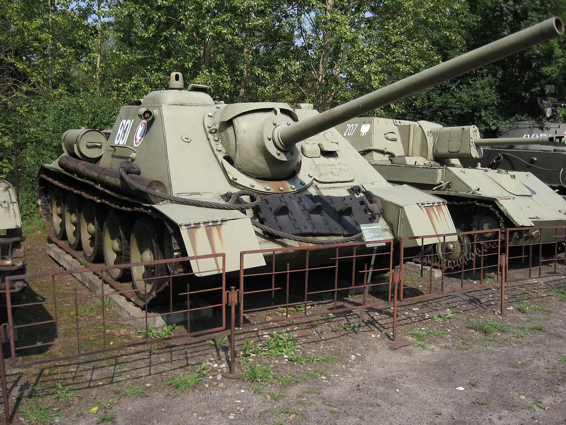 SU-85 1